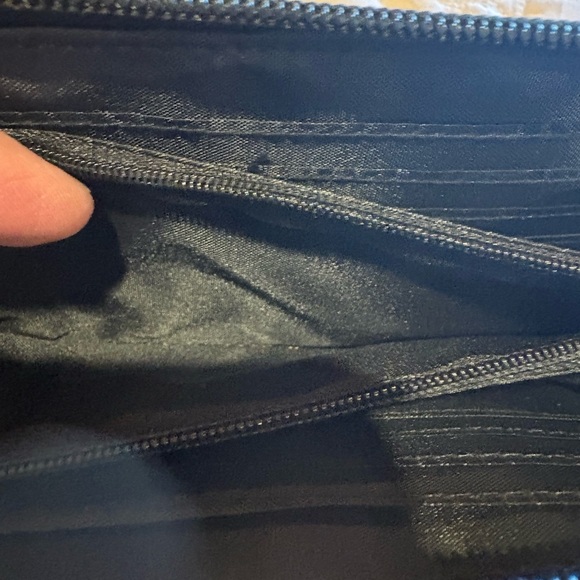 Disney Black and Red Mickey Mouse Zip Around Wallet - Picture 6 of 12